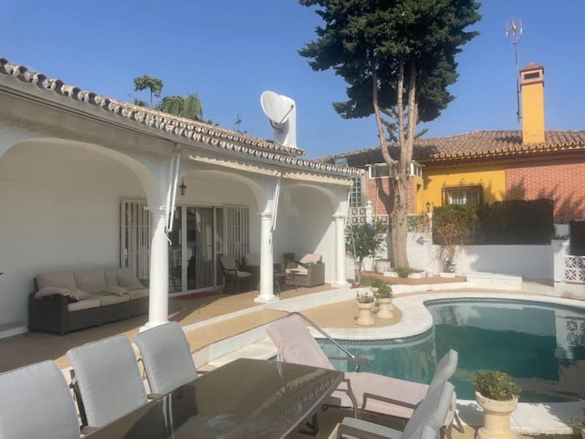 Villa Flores De Cabopino